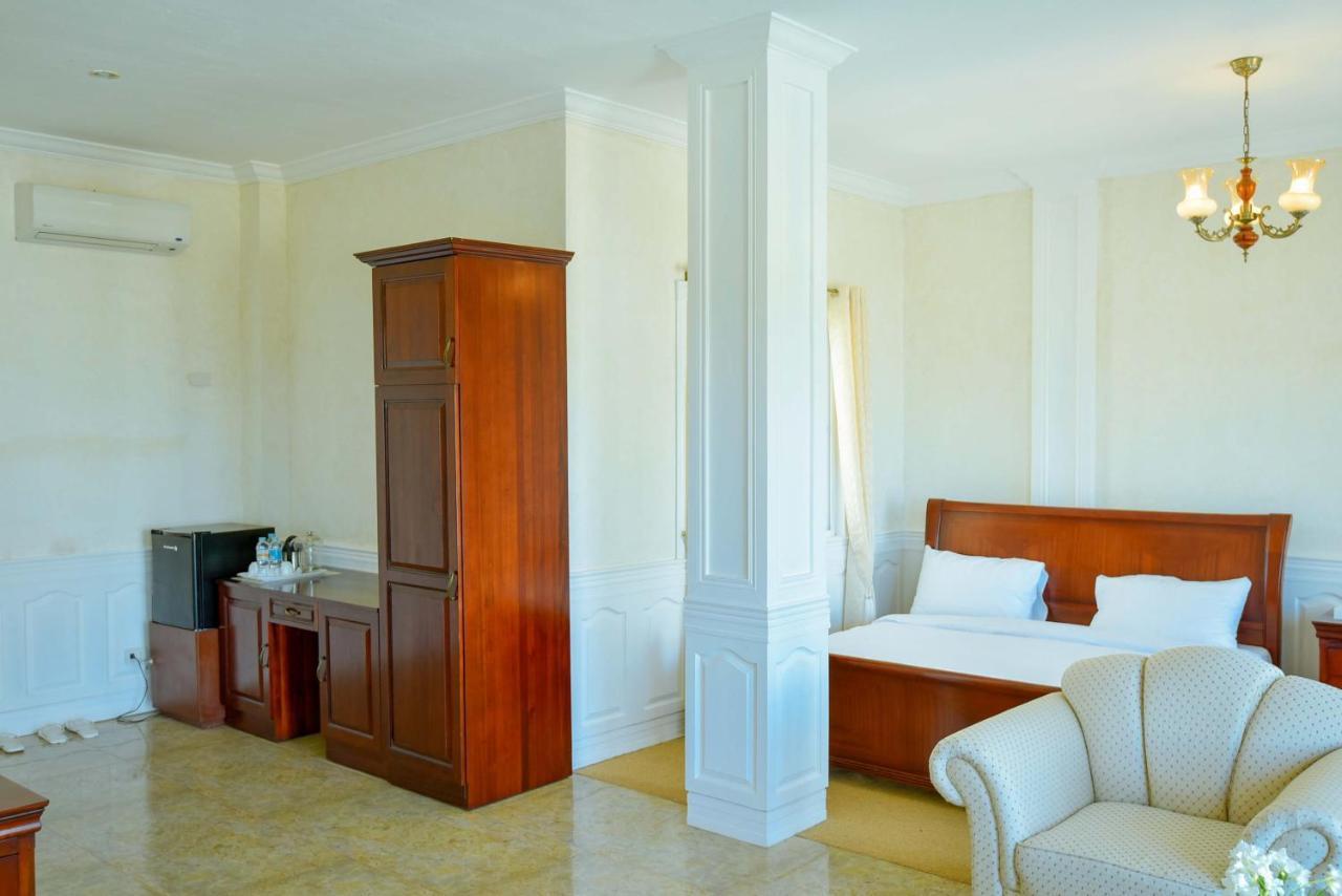 Casablanca By The Sea Hotel Olango Island Exterior foto