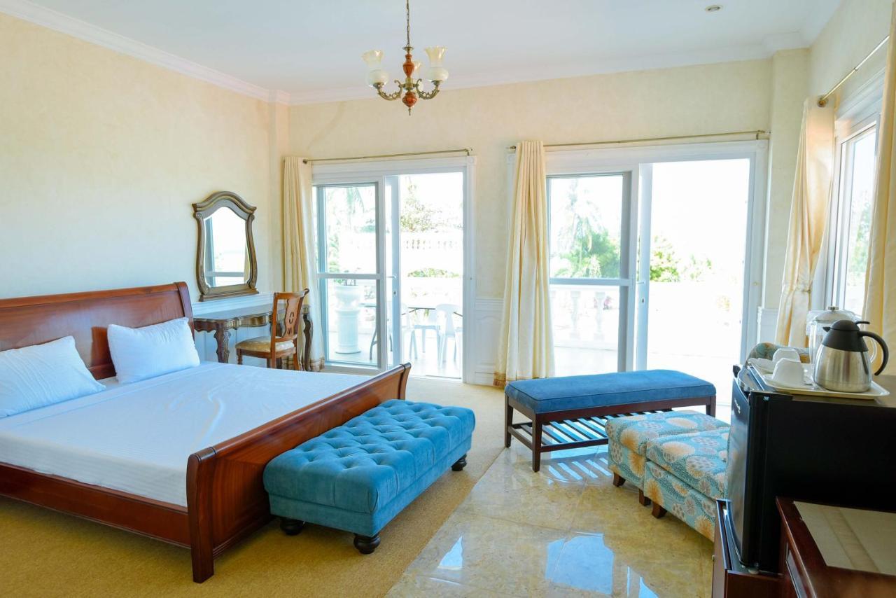 Casablanca By The Sea Hotel Olango Island Exterior foto